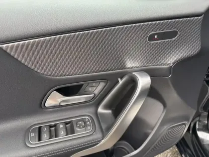 Photo 15 Mercedes Classe A 180 Progressive Line