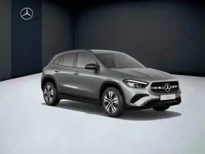 Photo 11 Mercedes GLA 200 d Progressive Line