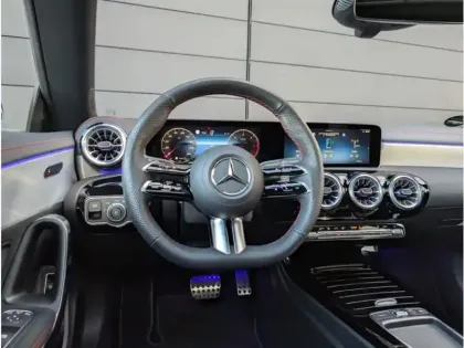 Photo 11 Mercedes CLA 200 d 