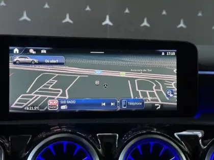 Photo 11 Mercedes Classe A 200 d AMG Line