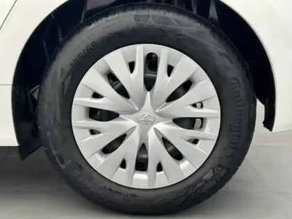 Photo 8 Toyota Yaris Hybride 116h Dynamic