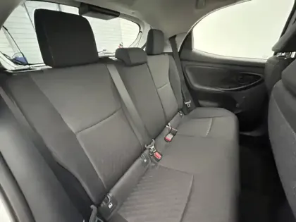 Photo 21 Toyota Yaris Hybride 116h Dynamic