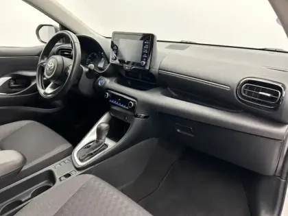 Photo 19 Toyota Yaris Hybride 116h Dynamic