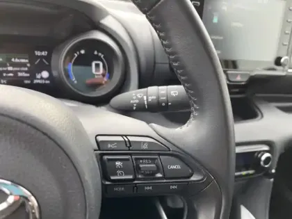 Photo 15 Toyota Yaris Hybride 116h Design