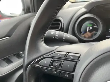 Photo 14 Toyota Yaris Hybride 116h Design