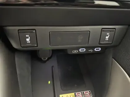 Photo 35 Mazda 2 Hybrid 1.5 116ch Homura 04