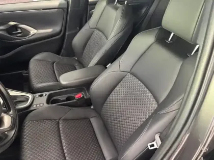 Photo 9 Mazda 2 Hybrid 1.5 116ch Homura 04