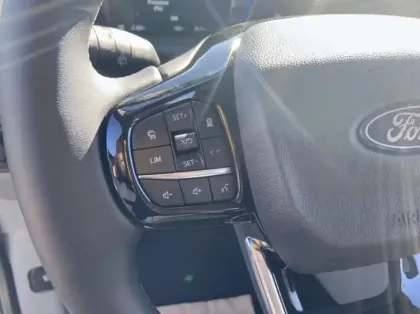 Photo 15 Ford Tourneo Custom 340 L1H1 2.5 Duratec 232ch Hybride rechargeable Titanium CVT