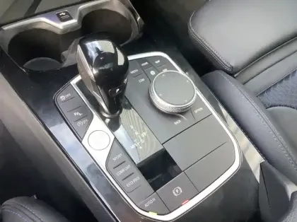 Photo 21 BMW Serie 1 F40 118d 150 ch BVA8 M Sport