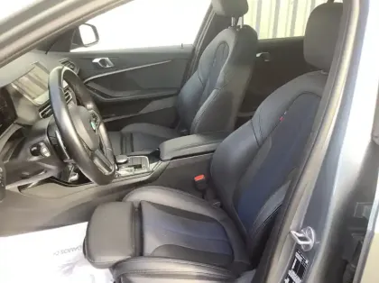 Photo 10 BMW Serie 1 F40 118d 150 ch BVA8 M Sport