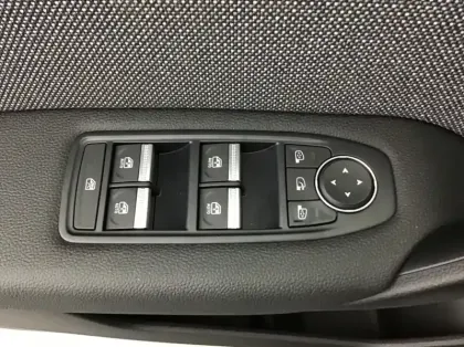 Photo 16 Renault Captur Nouveau E-Tech full hybrid 145 ch Techno