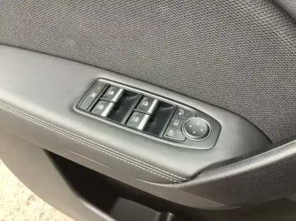 Photo 16 Renault Symbioz Nouveau E-Tech full hybrid 145 Iconic