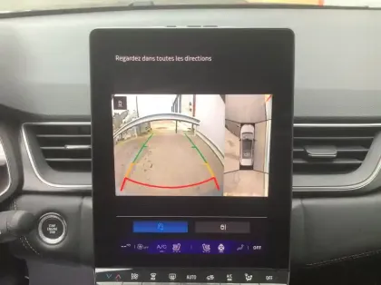 Photo 18 Renault Symbioz Nouveau E-Tech full hybrid 145 Iconic