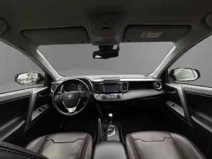 Photo 8 Toyota Rav4 Hybride 2WD Silver Edition