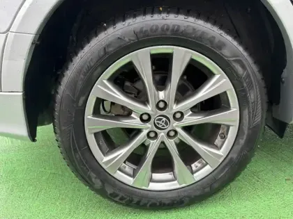 Photo 15 Toyota Rav4 Hybride 2WD Silver Edition