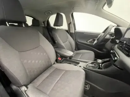 Photo 18 Toyota Yaris Hybride 116h Design PAC