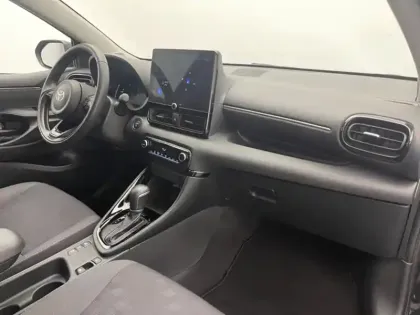 Photo 17 Toyota Yaris Hybride 116h Design PAC