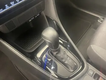 Photo 14 Toyota Yaris Hybride 116h Design PAC