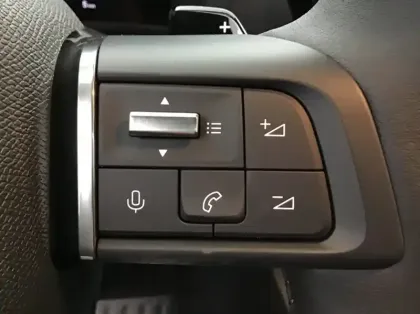 Photo 19 Citroën C4 Nouveau Hybride 145 e-DCS6 Collection