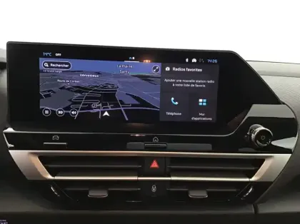 Photo 14 Citroën C4 Nouveau Hybride 145 e-DCS6 Collection