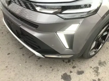 Photo 27 Renault Symbioz Nouveau E-Tech full hybrid 145 Iconic