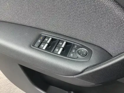 Photo 16 Renault Symbioz Nouveau E-Tech full hybrid 145 Techno