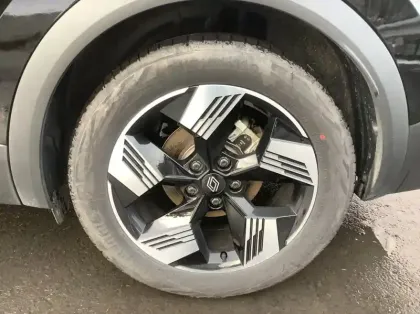 Photo 8 Renault Symbioz Nouveau E-Tech full hybrid 145 Techno