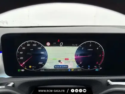 Photo 22 Mercedes Classe A 180 d AMG Line