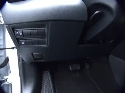 Photo 12 Toyota Yaris Hybride 1.5 HYBRID 116H DESIGN AUTO CARGO