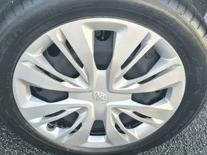 Photo 8 Toyota Aygo 1.0 VVT-i 72 Dynamic