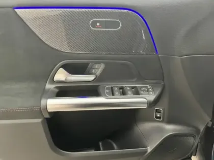 Photo 12 Mercedes GLA 250 e AMG Line