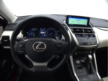 Photo 12 Lexus Nx 300H 4WD Luxe PANO