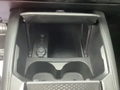 Photo 20 DS DS 4 Nouvelle PureTech 130 EAT8 Bastille