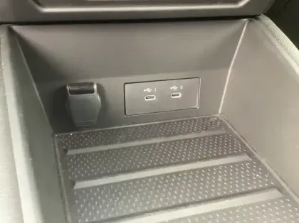 Photo 20 Renault Symbioz Nouveau E-Tech full hybrid 145 Iconic