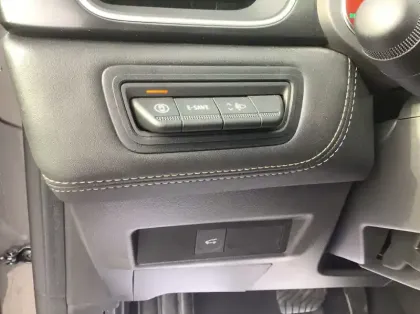 Photo 28 Renault Symbioz Nouveau E-Tech full hybrid 145 Iconic