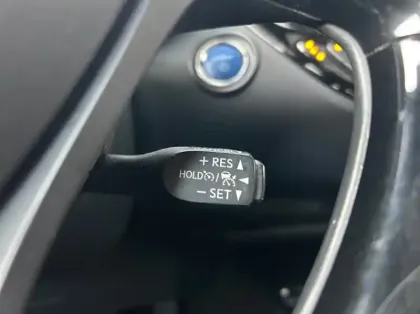 Photo 15 Toyota C-HR 122h Dynamic 2WD E-CVT