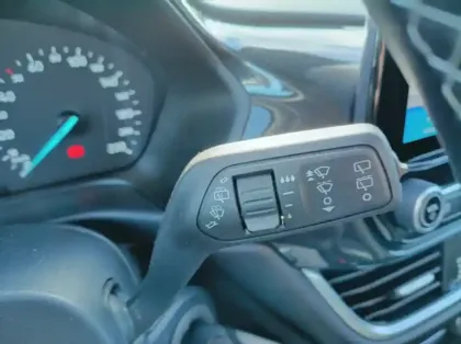 Photo 20 Ford Puma 1.0 Flexifuel 125ch S&S mHEV Titanium Design 2