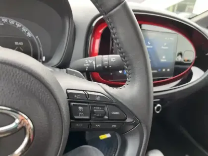 Photo 17 Toyota Aygo 1.0 VVT-i 72 Undercover