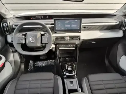 Photo 12 Citroën C3 Aircross Nouveau Hybride 145 e-DCS6 Max