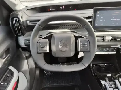 Photo 17 Citroën C3 Aircross Nouveau Hybride 145 e-DCS6 Max