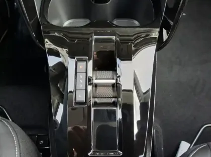 Photo 20 Citroën C3 Aircross Nouveau Hybride 145 e-DCS6 Max