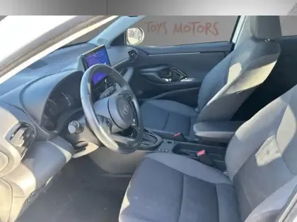 Photo 13 Toyota Yaris Hybride 116h Design MC24