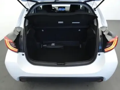 Photo 5 Toyota Yaris Hybride 116h Design