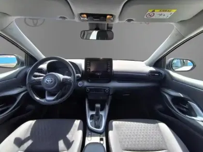 Photo 8 Toyota Yaris Hybride 116h Dynamic MY22