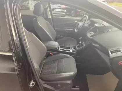 Photo 21 Ford Kuga 2.0 TDCi 150ch Stop&Start Titanium 4x2