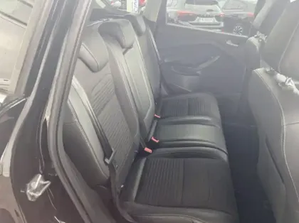 Photo 8 Ford Kuga 2.0 TDCi 150ch Stop&Start Titanium 4x2