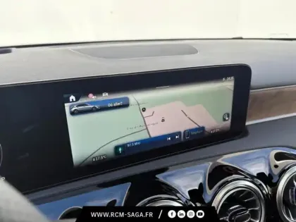 Photo 20 Mercedes Classe A 200 d AMG Line