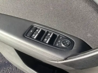 Photo 16 Renault Symbioz Nouveau E-Tech full hybrid 145 Iconic