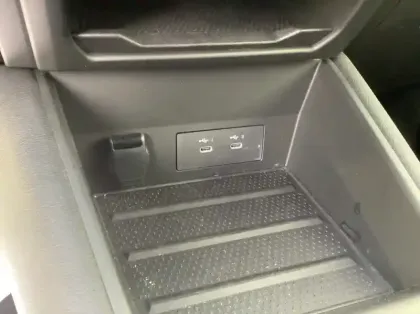 Photo 20 Renault Symbioz Nouveau E-Tech full hybrid 145 Iconic