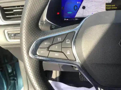 Photo 23 Renault Symbioz Nouveau E-Tech full hybrid 145 Iconic